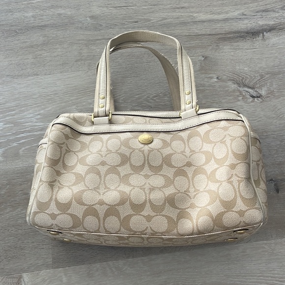 Coach duffel bag style bag - Picture 2 of 5